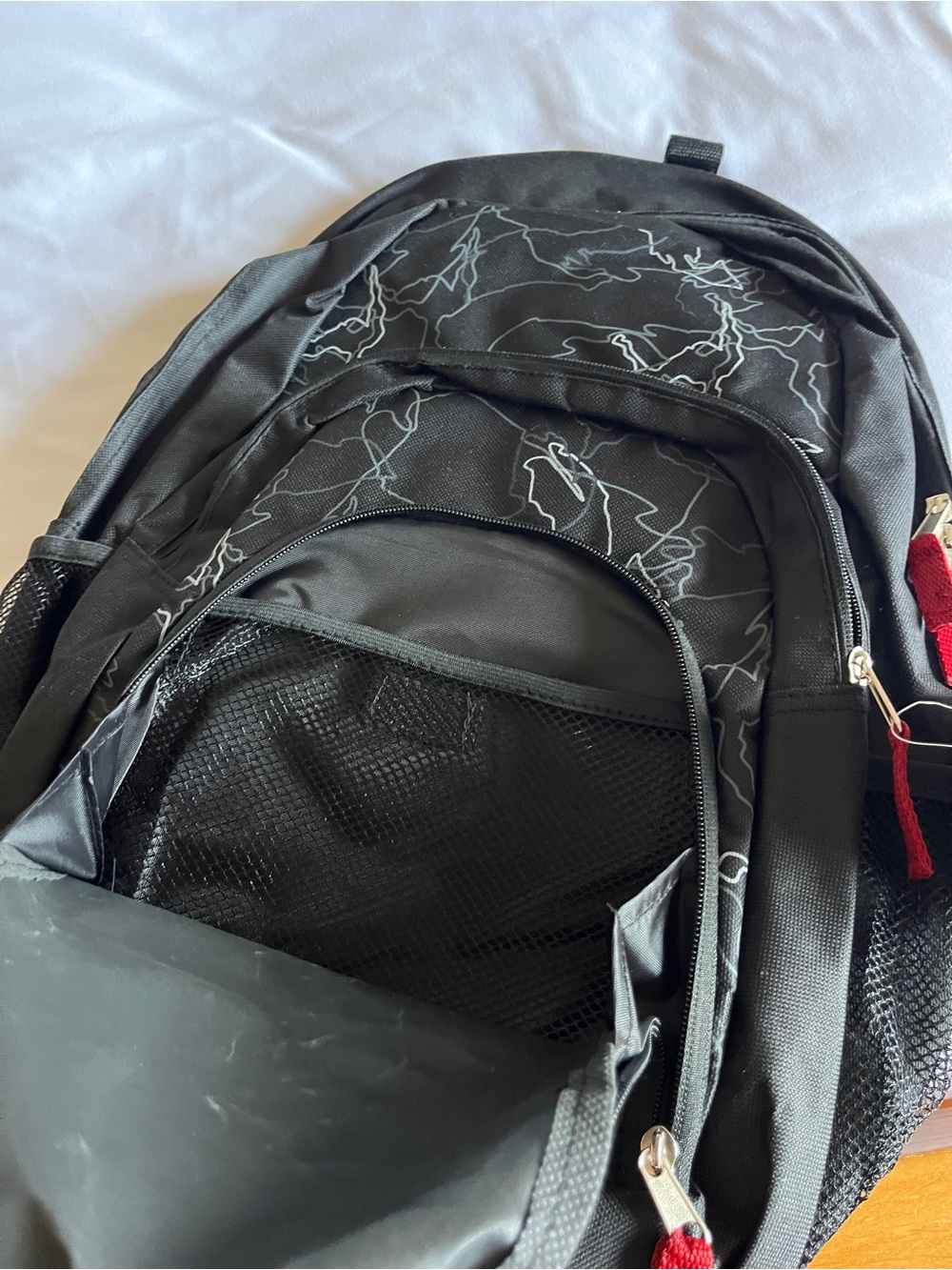 Trailmaker Backpack Black Red Camo Multi-Pocket 600D Padded School Book Bag New - Picture 8 of 16